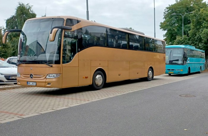 AUTOBUSOVÁ DOPRAVA